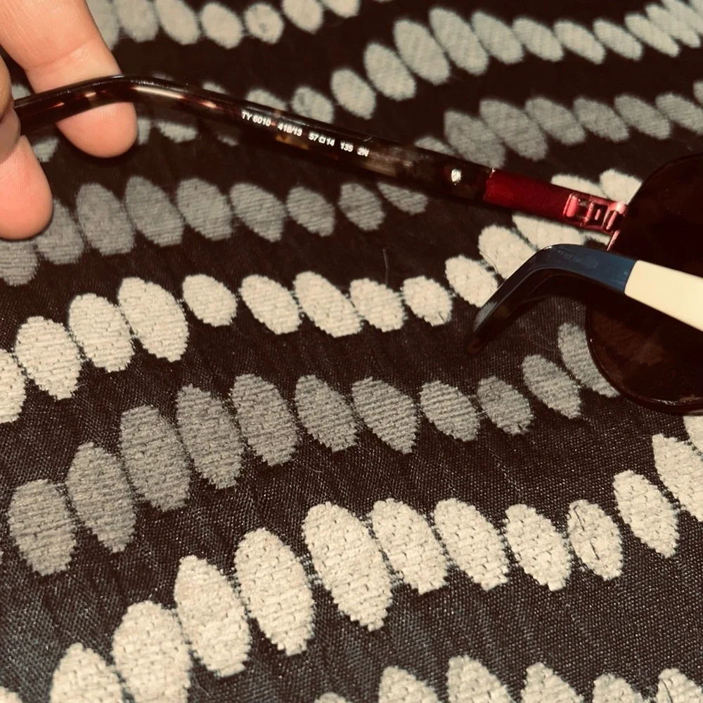 Tory Burch Burgandy Sunglasses - Picture 5 of 9
